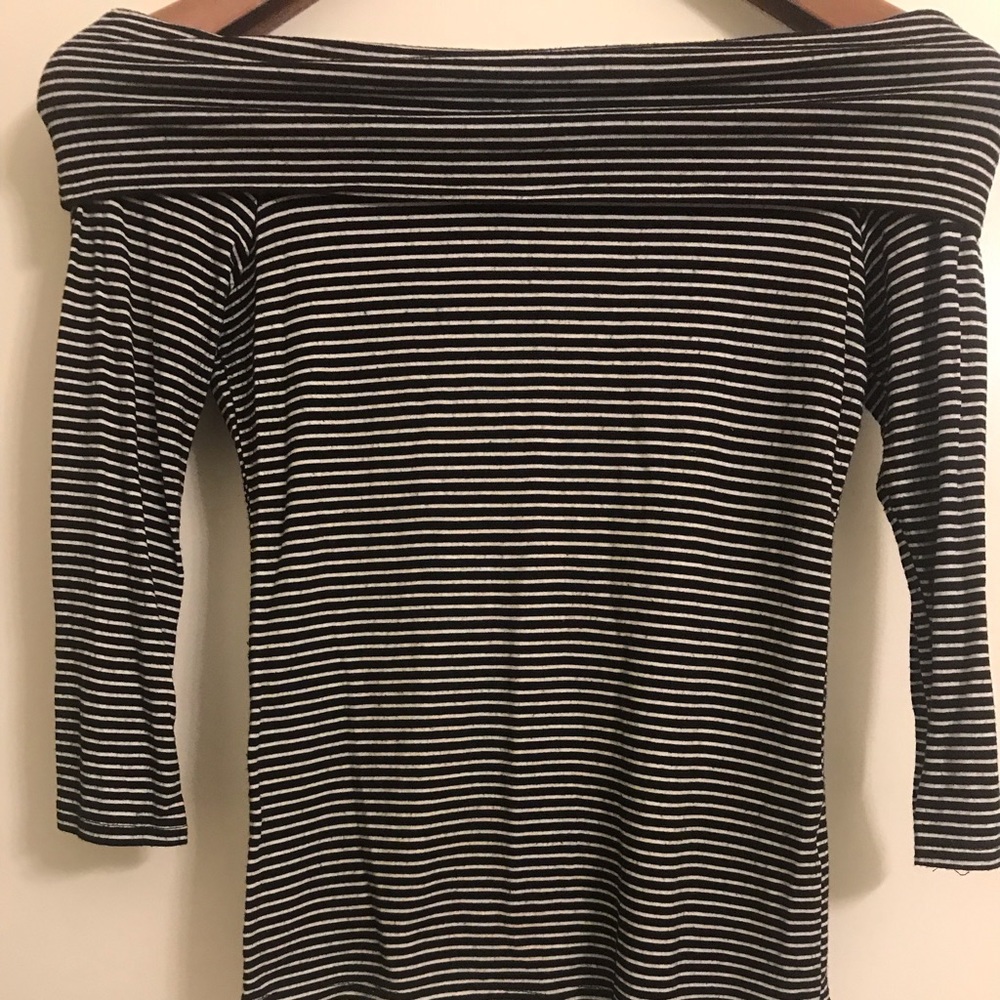 Shoulder top